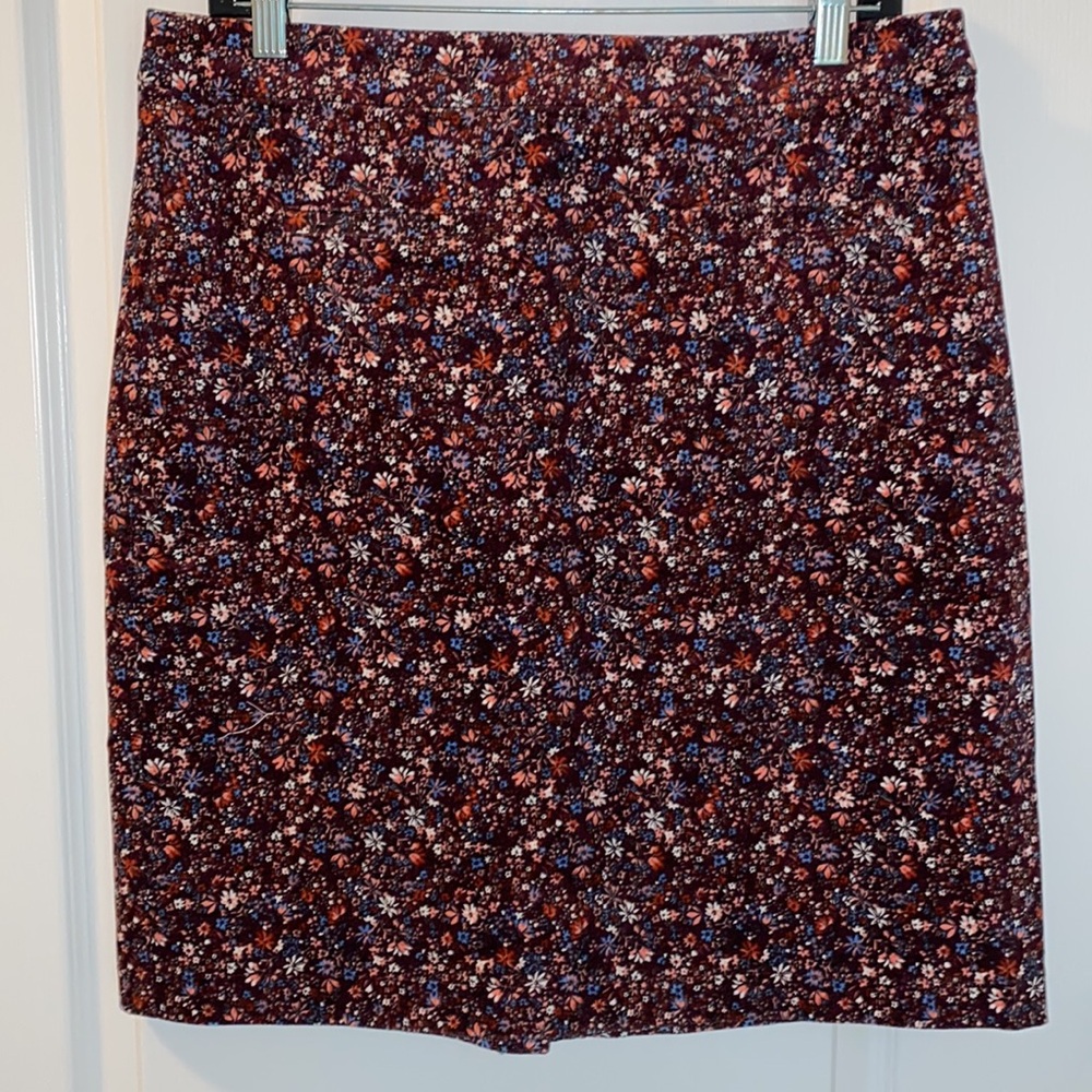 NWT WoolOvers Pocket Detail Cord Skirt In Autumn Floral - Picture 4 of 10